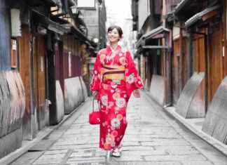 The Kimono Trend: How This Timeless Piece Became a Global Fashion Statement kimono, kimono dress, kimono robe, kimonos, japanese kimono, kimono party