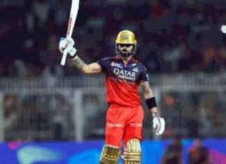 Shahrukh Khan Danced on Stage, Kohli Searches for Clues shahrukh-khan-danced-on-stage-kohli-searches-for-clues