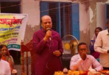 Honoring the Director of Koyra Jiouar Rahman Foundation honoring-the-director-of-koyra-jiouar-rahman-foundation